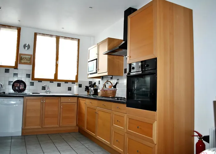 Les Champetres Oak *